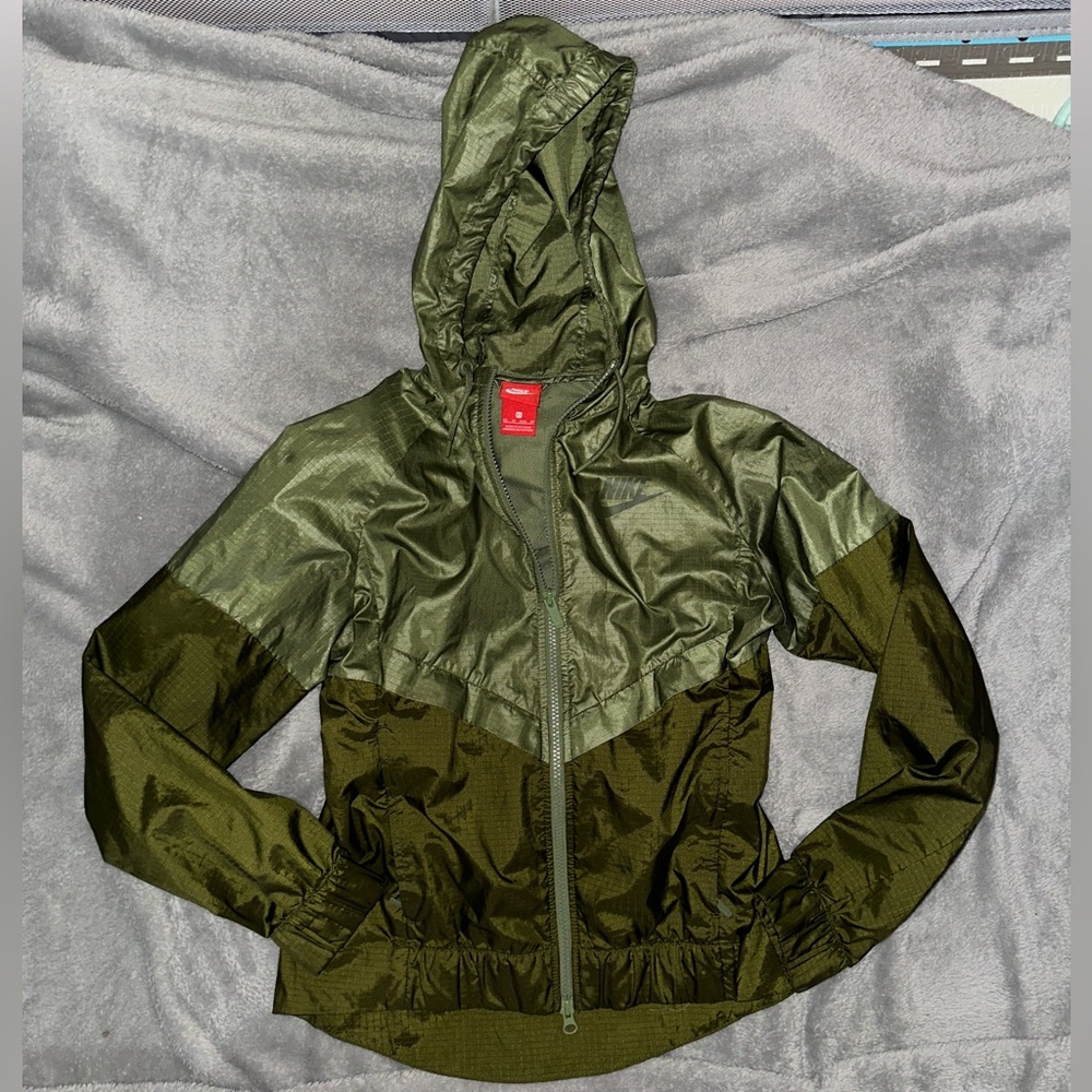 Nike windbreaker jacket.